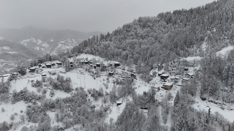 Karadeniz beyaz örtüyle kaplandı - Resim: 9