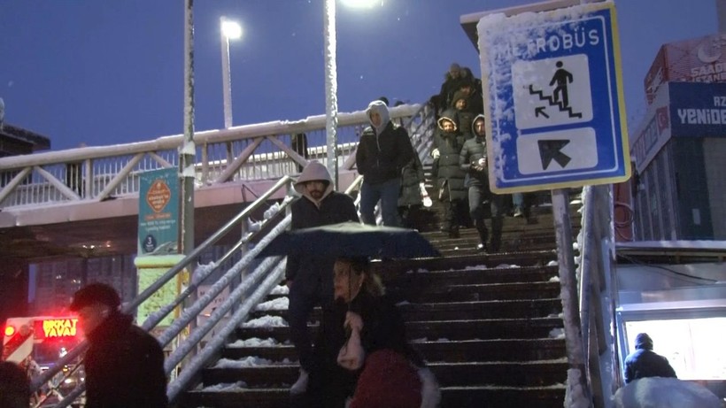 İstanbul kara hasret kalmış: Beyaz örtü üstünde eğlenceli anlar - Resim: 15