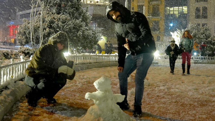 İstanbul kara hasret kalmış: Beyaz örtü üstünde eğlenceli anlar - Resim: 5