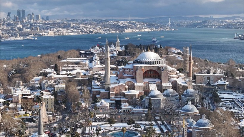 İstanbul kara hasret kalmış: Beyaz örtü üstünde eğlenceli anlar - Resim: 1