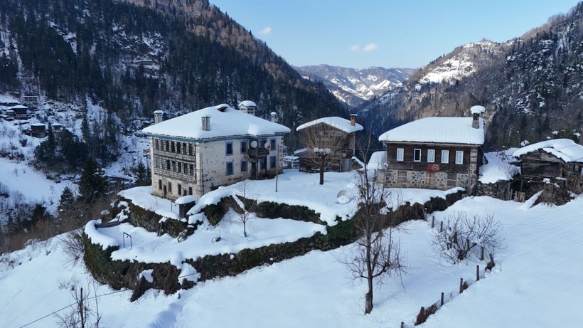 Ayder Yaylası ve Kaçkar Dağları beyaza büründü - Resim: 5