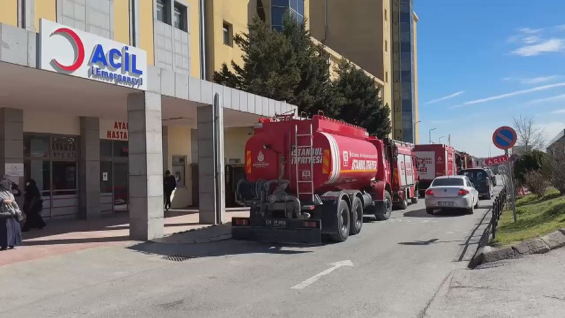 Arnavutköy Devlet Hastanesi'nde yangın - Resim : 1