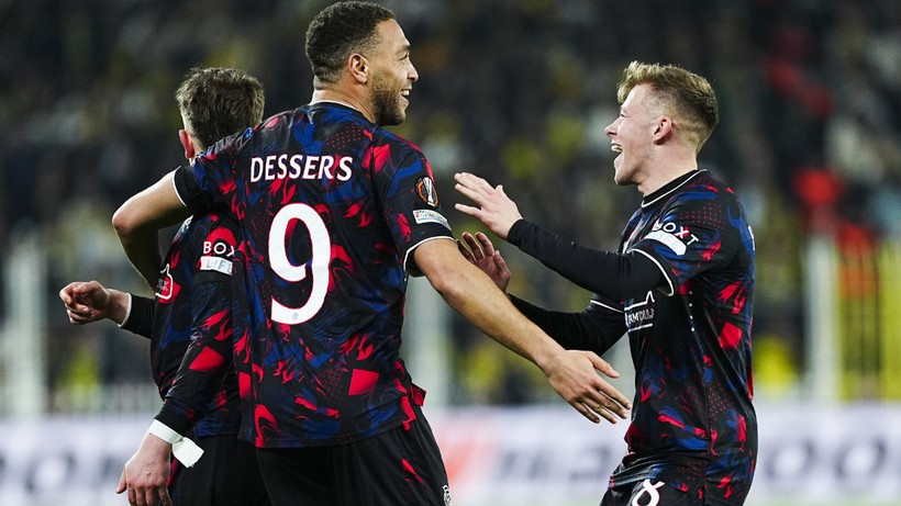 Rangers Fenerbahçe'yi evinde yıktı: Kadıköy'de hayal kırıklığı - Resim : 2
