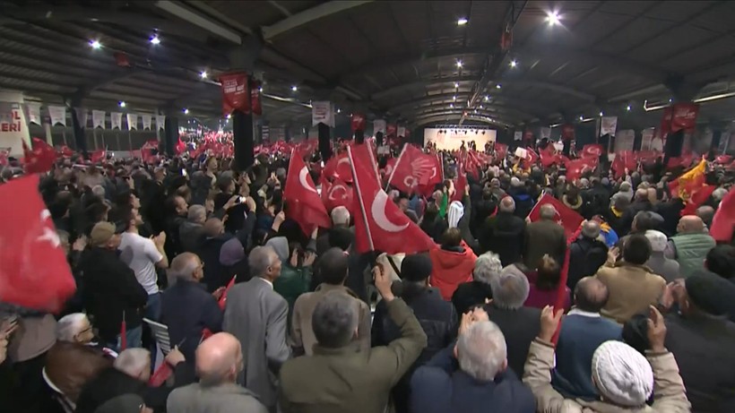 İmamoğlu'ndan diploma açıklaması: Öyle baskı yaptılar ki, yılların bilim insanı istifa etmek zorunda kaldı - Resim : 1