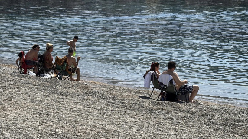 Güneş çıktı, Bodrum sahilleri doldu - Resim : 1