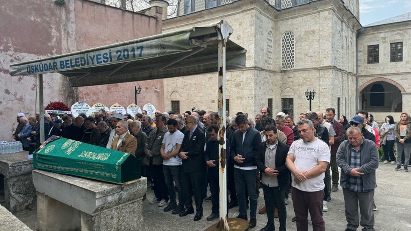 Oyuncu Gülümser Gülhan son yolculuğuna uğurlandı - Resim: 1