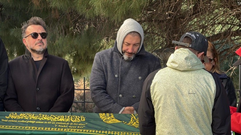 Tanyeli, Bodrum'da son yolculuğuna uğurlandı - Resim: 3