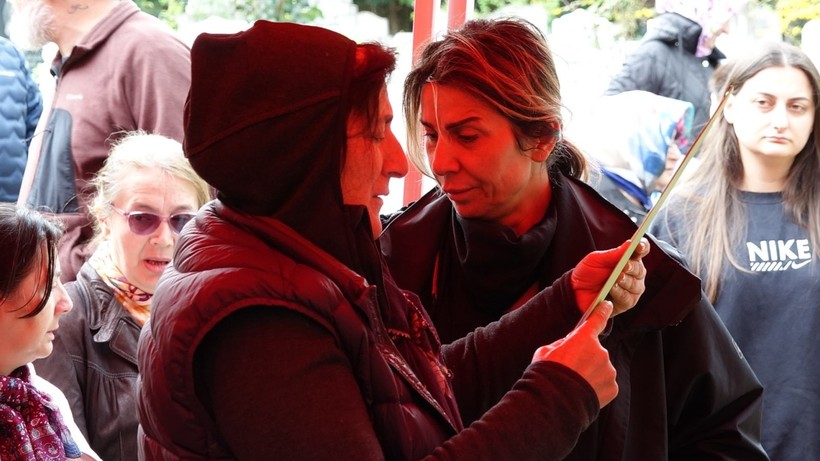 Sevenleri Volkan Konak’ın mezarına akın etti - Resim: 6