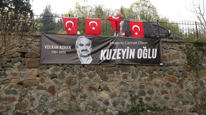Sevenleri Volkan Konak’ın mezarına akın etti - Resim: 8