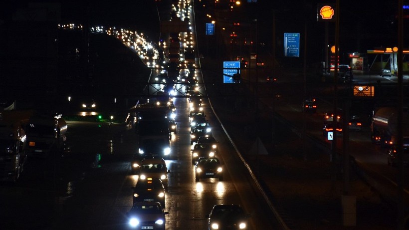 ‘Kilit kavşak’ta dönüş yoğunluğu - Resim: 3