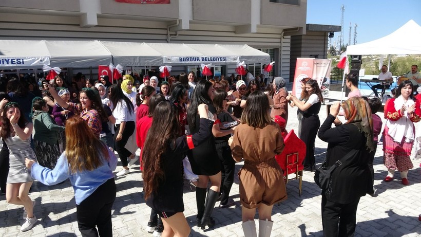Bindallısını giydi, kınasını yaktı: 69 yıllık hayali gerçek oldu - Resim: 7