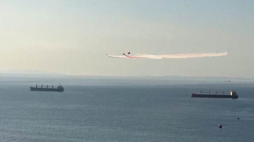 Türk Yıldızları'nın gösterisi nefes kesti - Resim: 10