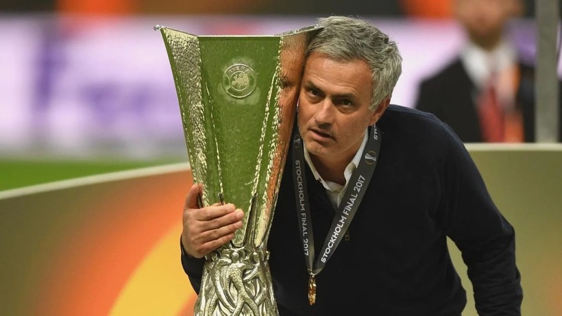 Mourinho: İstifa mı, o da ne? 25 yıllık kariyerinde çarpıcı tablo - Resim: 8