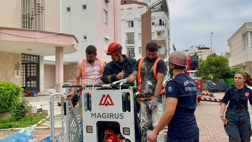 İskelede can pazarı - Resim : 1