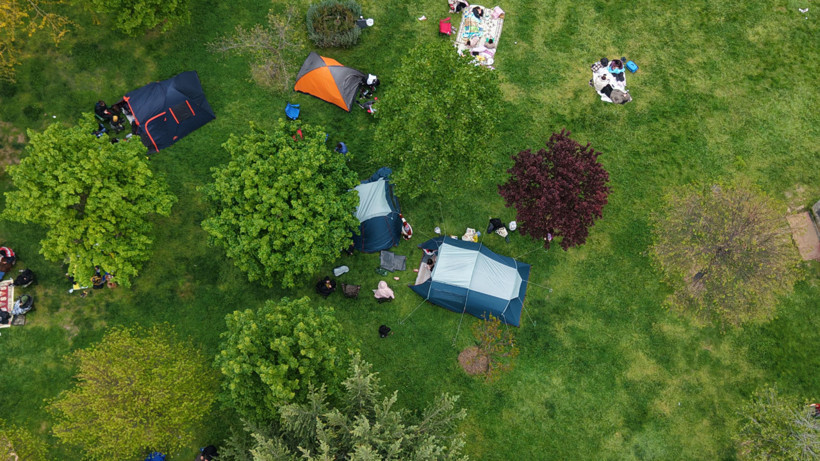 Depremden kaçanlar Gezi Parkı'na sığındı - Resim : 10