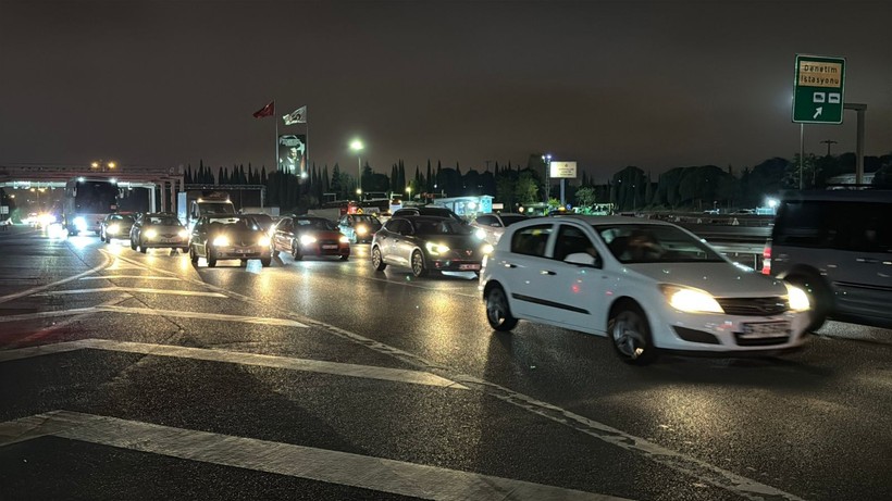 İstanbul-Tekirdağ arasında trafik yoğunluğu - Resim: 8