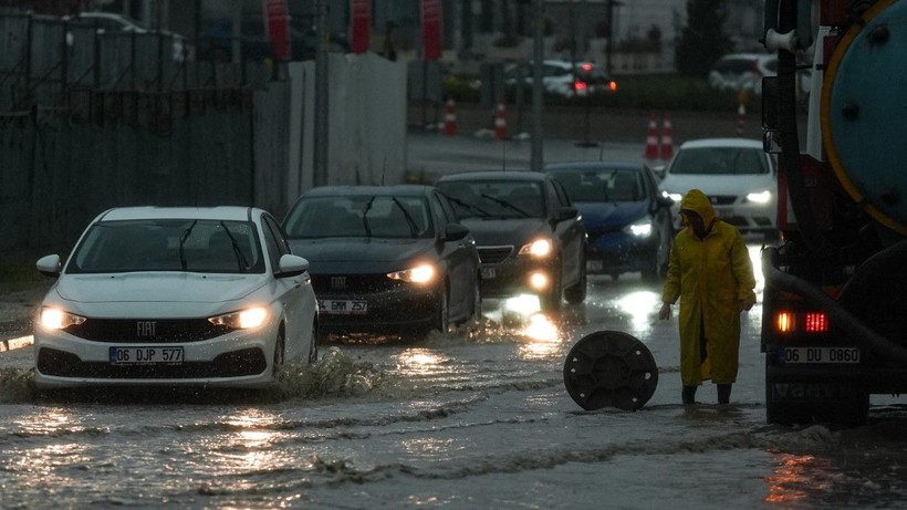 Ankara’yı ‘süper hücre’ vurdu - Resim: 1