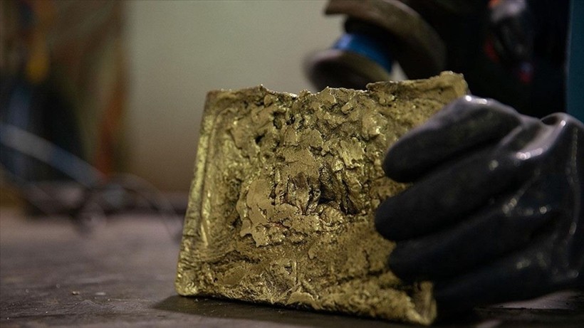 Çiftçinin tarlasından servet fışkırdı: 150 ton altın buldu - Resim: 6