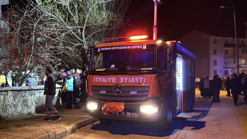 Boşanma aşamasında eş dehşet saçtı: 16 kişi yaralandı - Resim: 1