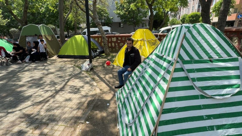 İstanbul'da evlerine girmeye çekinenler çadırlarda kalmaya devam ediyor - Resim: 5
