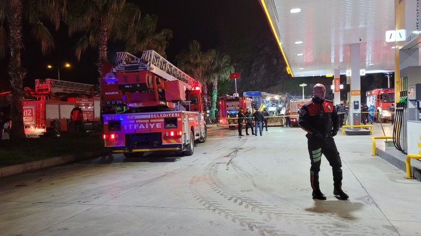 Samsun’da heyelan: 3 ölü - Resim: 10