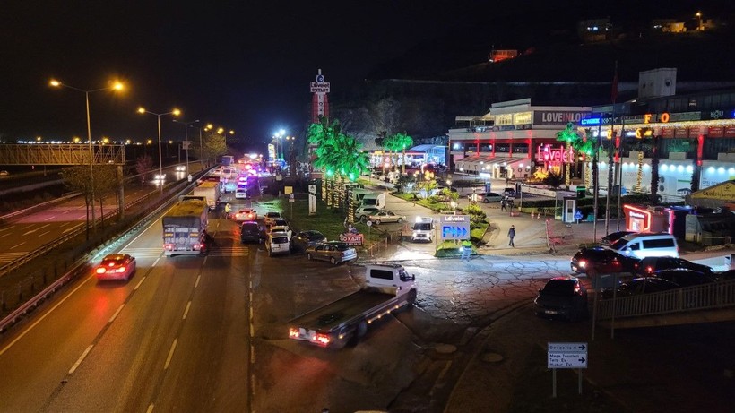 Samsun’da heyelan: 3 ölü - Resim: 11