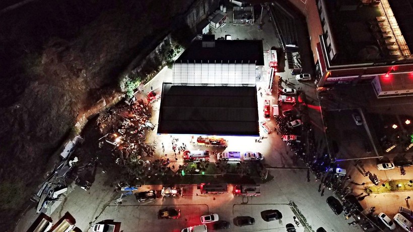 Samsun’da heyelan: 3 ölü - Resim: 20