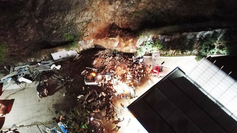 Samsun’da heyelan: 3 ölü - Resim: 25