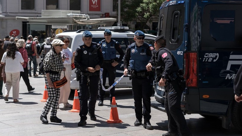 Avrupa’da elektrik kaosu: Düzelmesi günler alabilir - Resim: 26