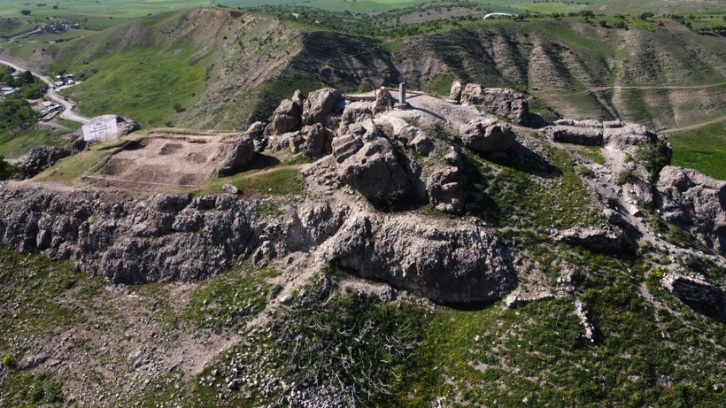 Tarihi Palu Kalesi'nde kazı çalışması başlatıldı - Resim: 5