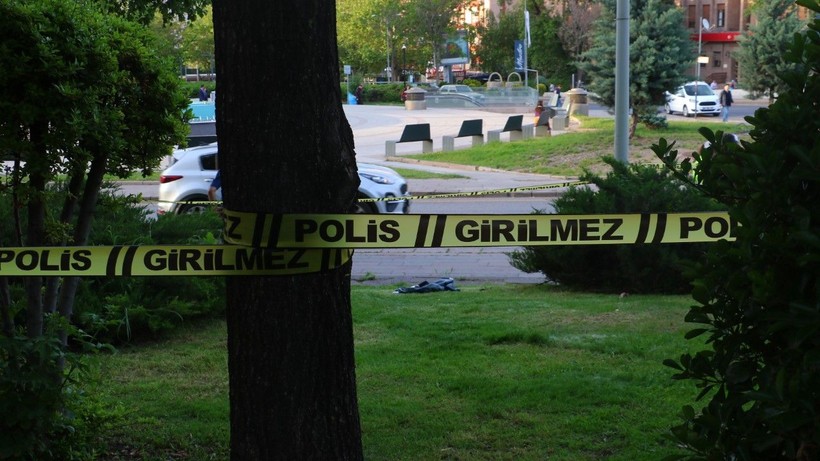 TBMM önünde ateş açtı - Resim: 4