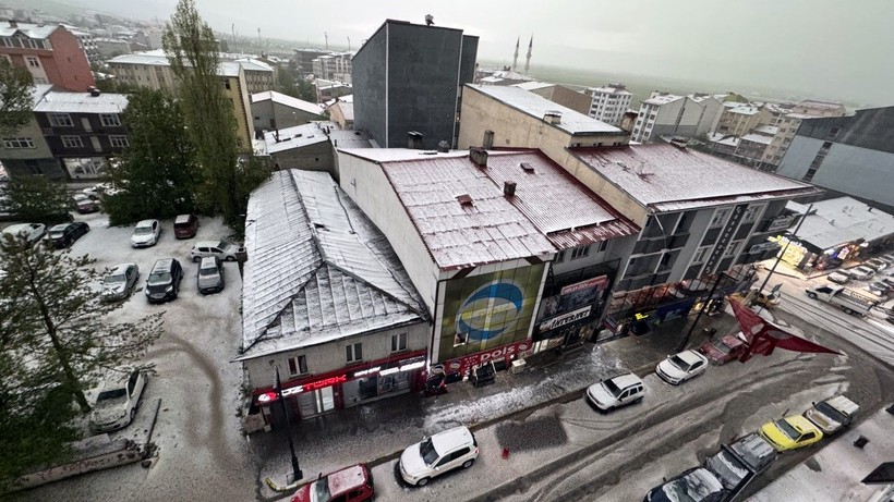 Birden bastırdı, yollar beyaza büründü - Resim: 4