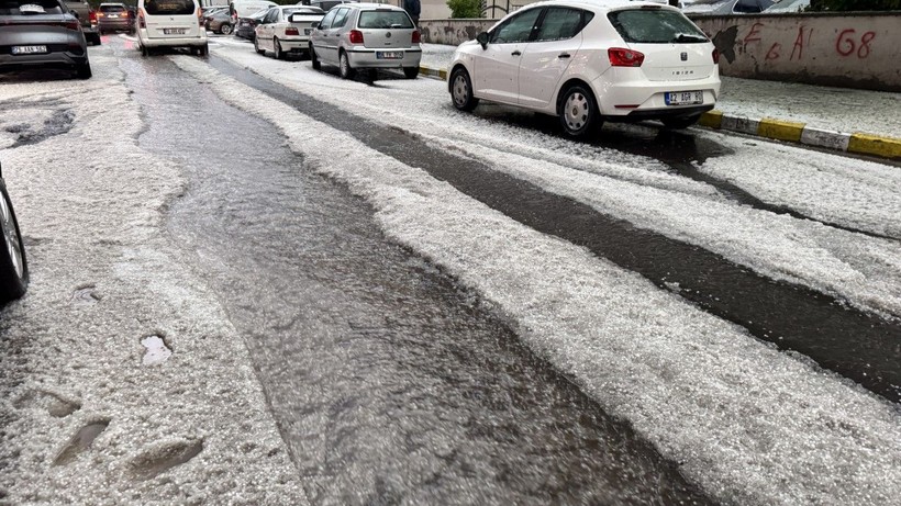 Birden bastırdı, yollar beyaza büründü - Resim: 7