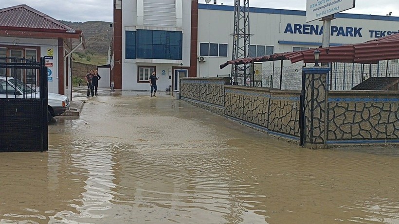Kastamonu'da sağanak: Sanayi bölgesinde üretim durduruldu - Resim: 4