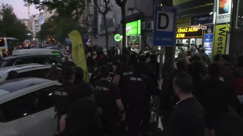 Gezi Parkı eylemleri anması sonrası çok sayıda kişi gözaltına alındı - Resim : 3