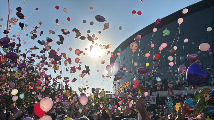Binlerce balon, minik Elif için uçuruldu - Resim: 1