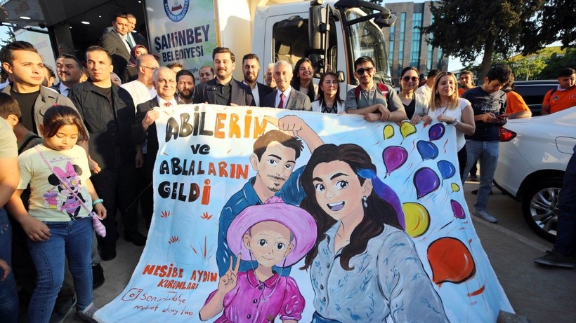 Binlerce balon, minik Elif için uçuruldu - Resim: 5