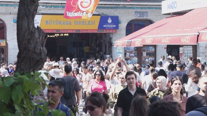 Bayramın ikinci gününde Adalar'a ziyaretçi akını - Resim: 5