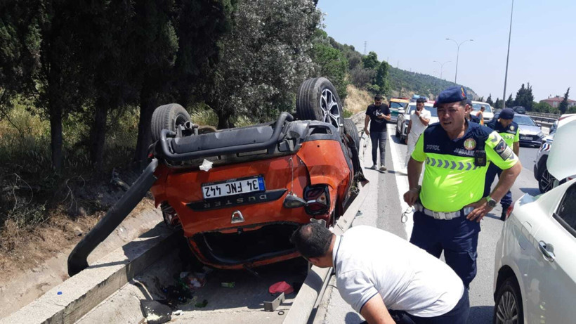 Takla atıp bariyerlerde sürüklendi - Resim : 1