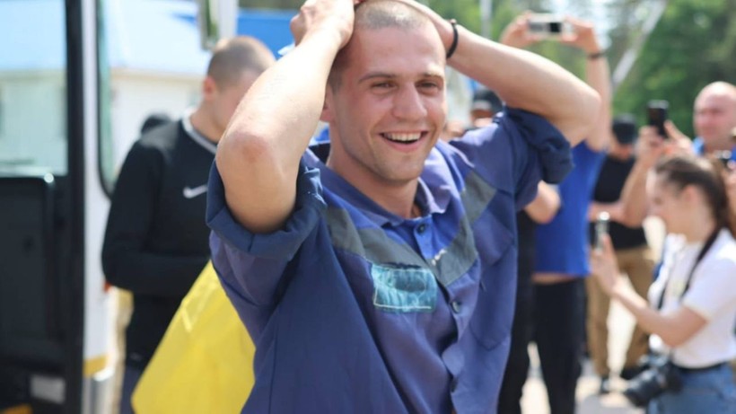 Genç askerlerden özgürlük pozu - Resim: 5