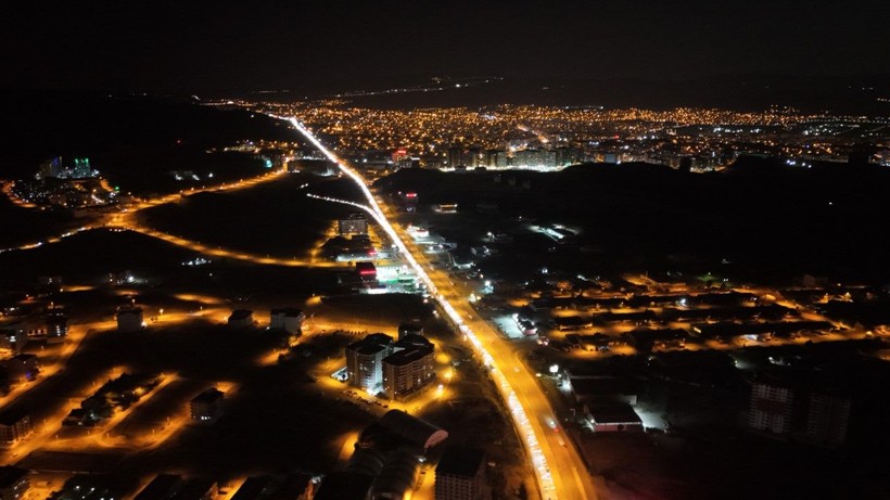 43 ilin geçiş güzergahında trafik kilit - Resim: 6