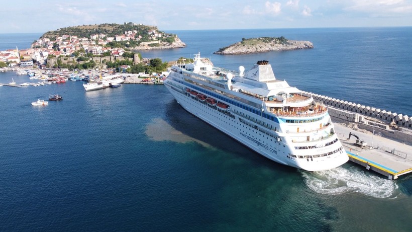 6 bin kişilik ilçeye nüfusun 20 katı turist geldi - Resim: 7
