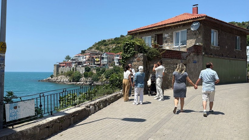 6 bin kişilik ilçeye nüfusun 20 katı turist geldi - Resim: 3