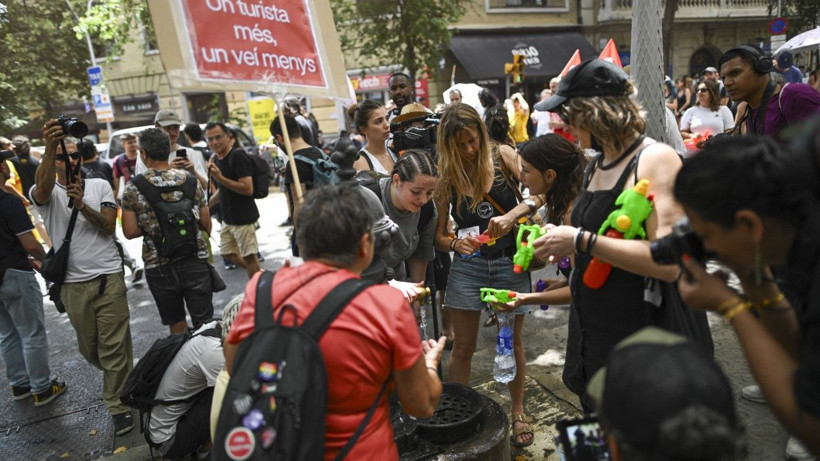 Turizm karşıtı protestolar devam ediyor - Resim: 8