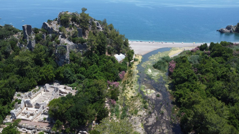 Olympos Antik Kenti'nde tarihe ışık tutan mozaikler bulundu - Resim: 29