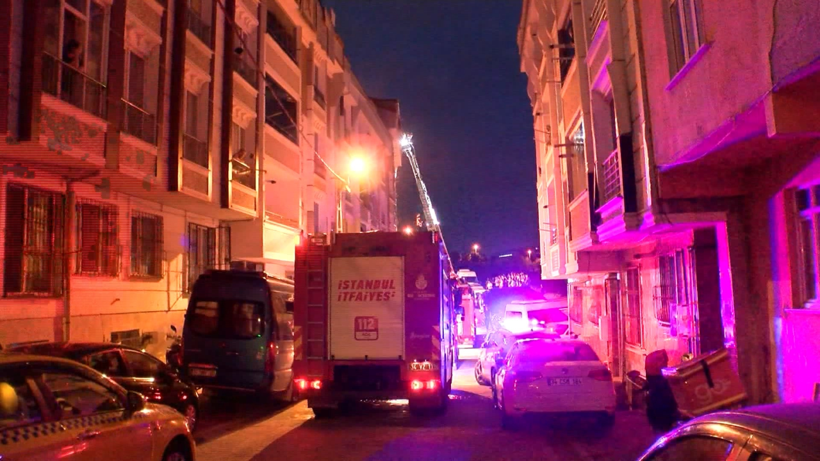 Uykuda yakalandılar: İstanbul'da 5 katlı binada yangın - Resim : 2