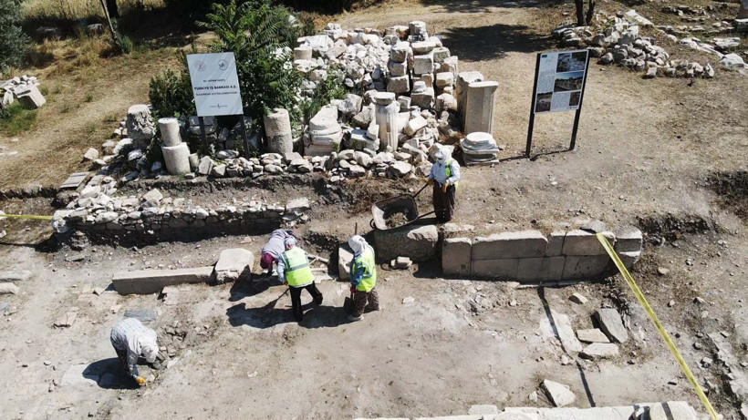 "Gladyatörler Şehri"nde tarihi kütüphane gün yüzüne çıkıyor - Resim: 4