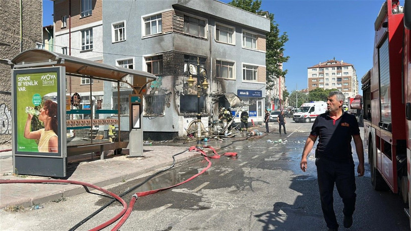 İş yerinde patlama: 3’ü ağır 8 yaralı - Resim: 2