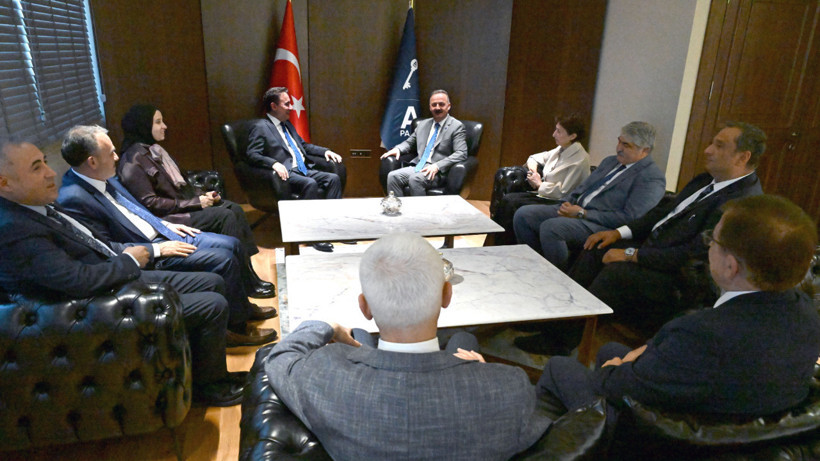 Ağıralioğlu ve Babacan bir araya geldi - Resim : 1