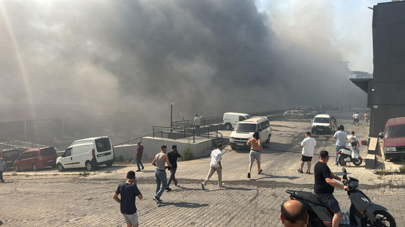 İzmir'in beş ilçesinde yangın - Resim: 2